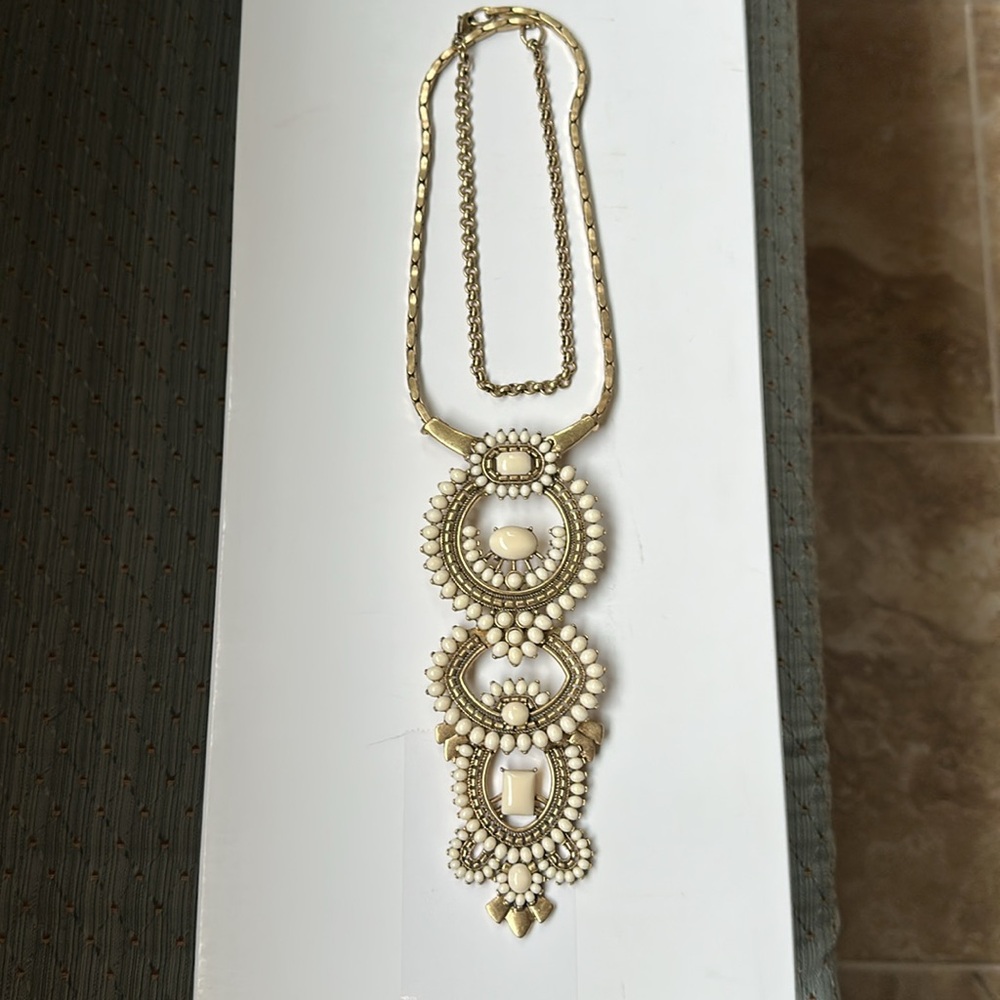 Stella & Dot Havana Necklace - Picture 2 of 3